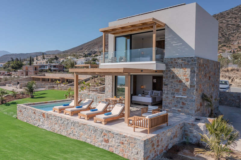 Deos Luxury Suites 12