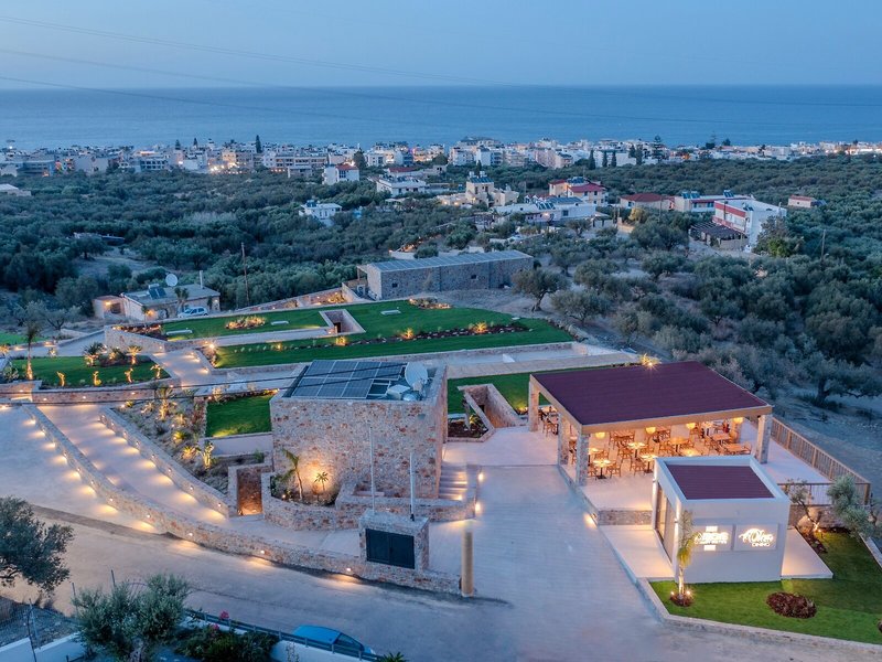 Deos Luxury Suites 1