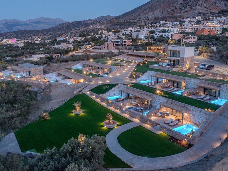 Deos Luxury Suites 11
