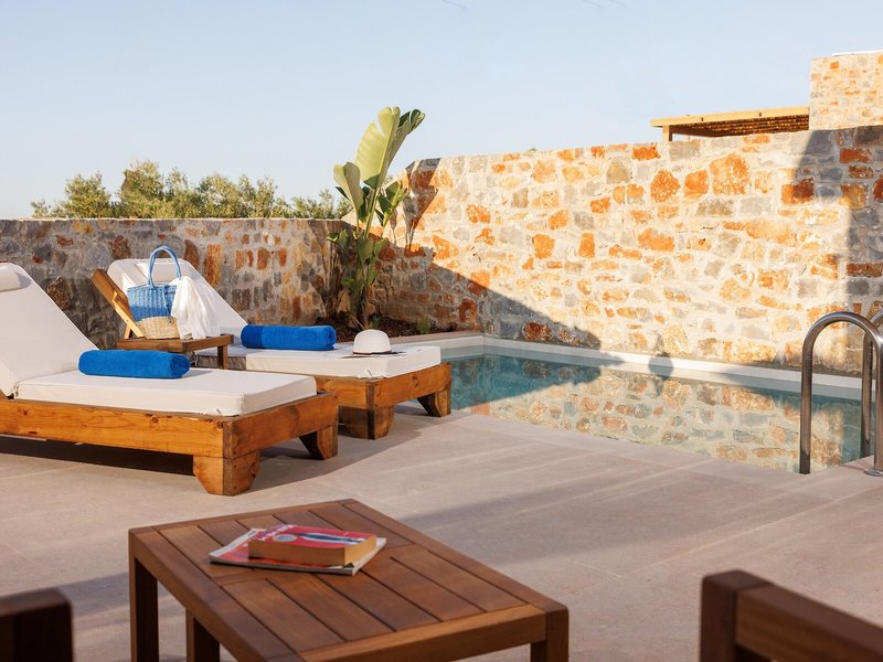Deos Luxury Suites 17