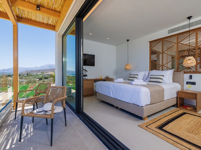 Deos Luxury Suites 34