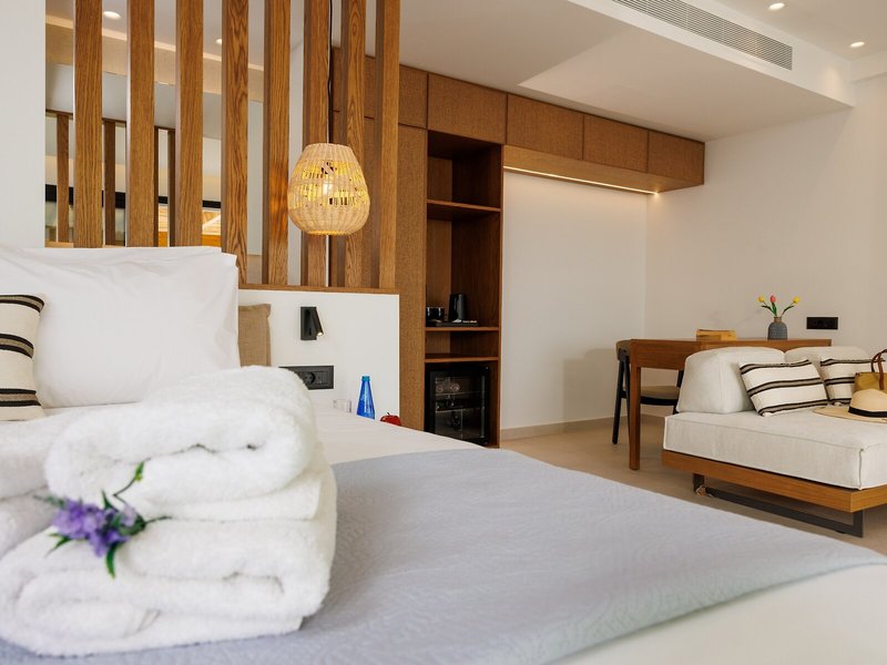 Deos Luxury Suites 41