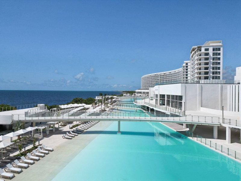 AVA Resort Cancun 15