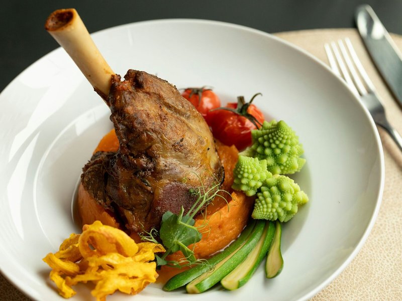 Courtyard by Marriott Biel/Bienne 17 - Restaurant