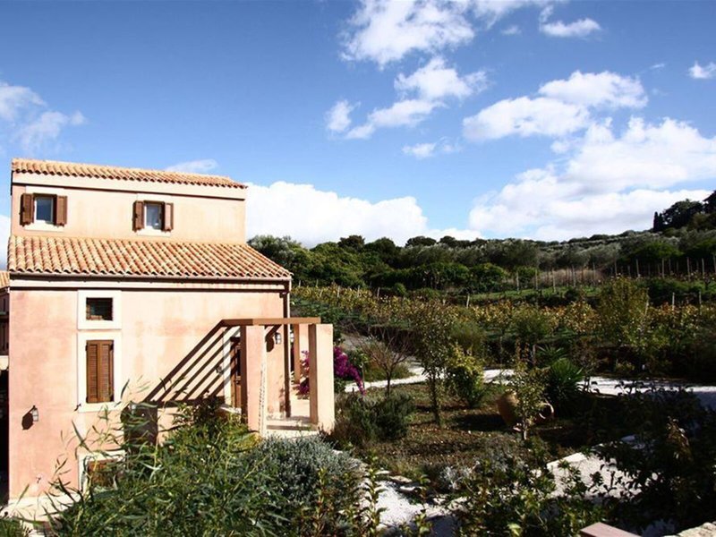 Eliathos Hillside Retreat 3
