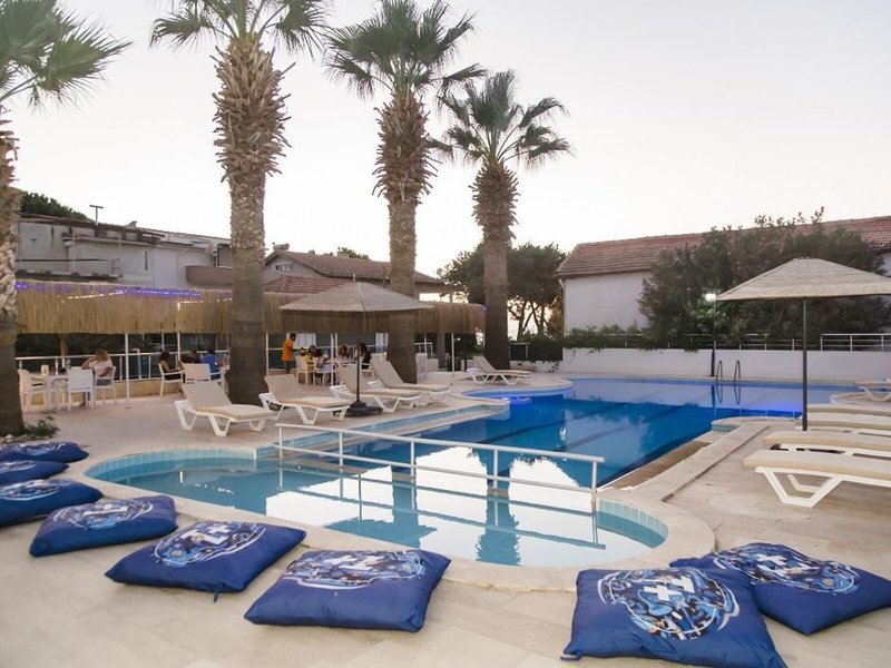 Medos Hotel 13
