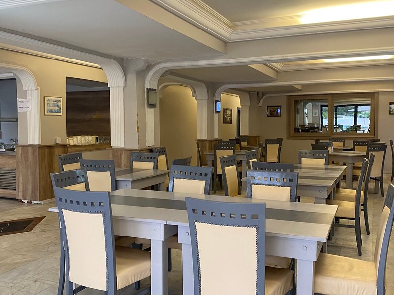 Medos Hotel 23
