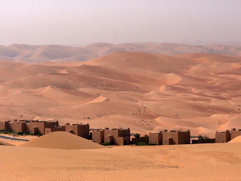Bab Al Nojoum Bateen Liwa 4
