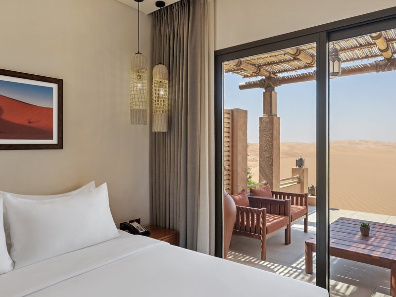 Bab Al Nojoum Bateen Liwa 16