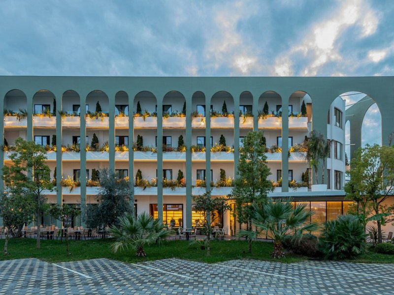 Flower Hotels & Resorts 3