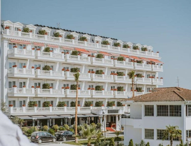 Flower Hotels & Resorts 1