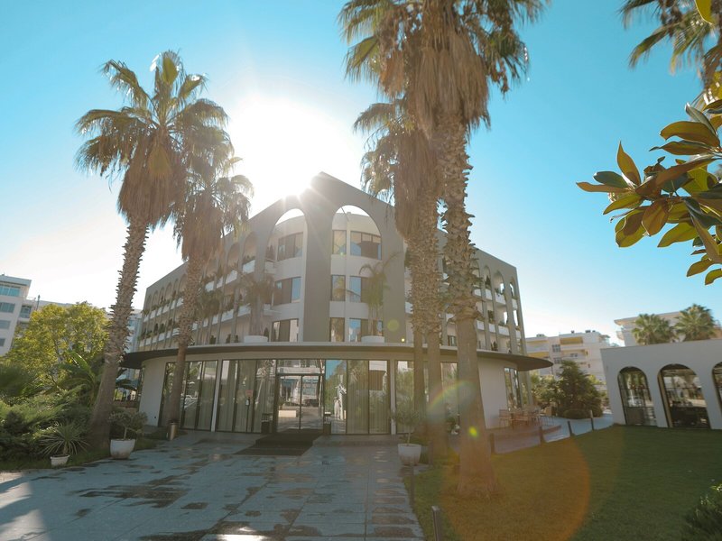 Flower Hotels & Resorts 5