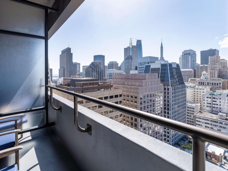 Hilton San Francisco Financial District 4