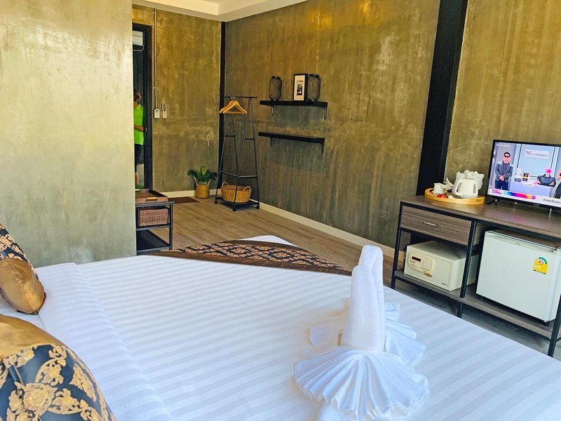 Phi Phi Andaman Legacy Resort 32