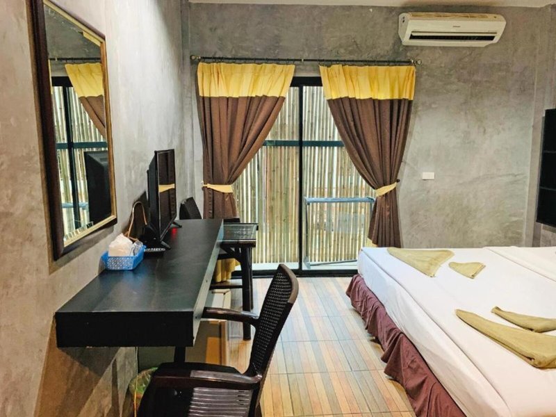 Phi Phi Andaman Legacy Resort 33
