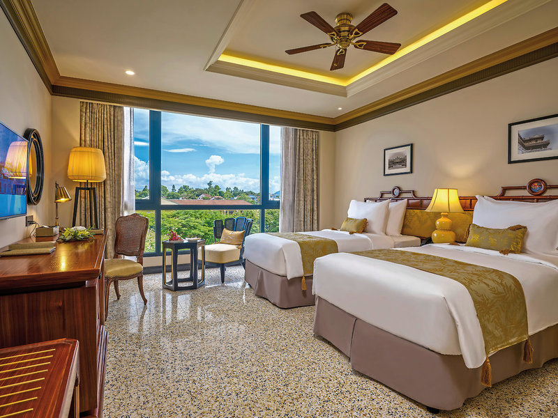 Silk Path Grand Hue Hotel 26