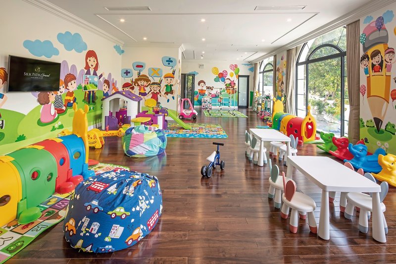 Silk Path Grand Hue Hotel 29