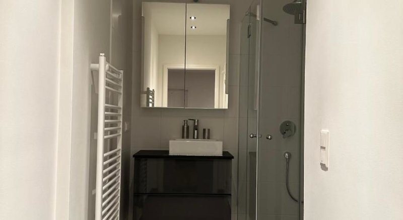 Lion's Rooms n Apartments 1