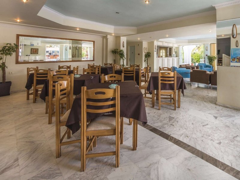 Laganas Holidays Hotel 11