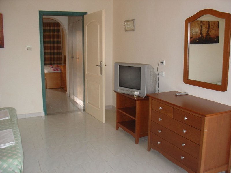 Casa Lyristis 1