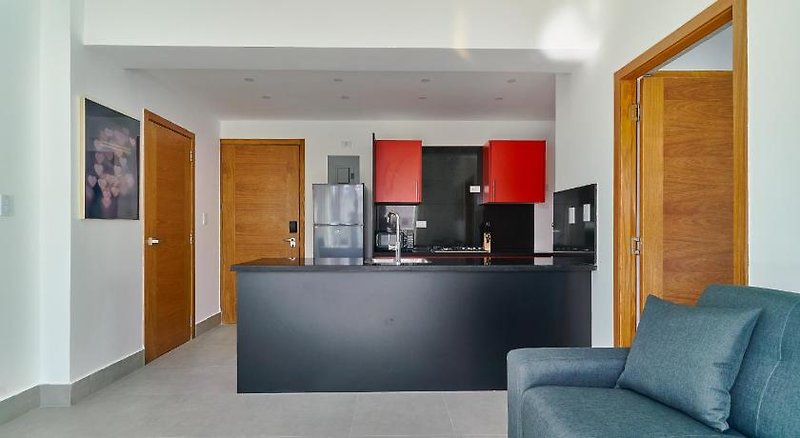 Central Suites Tower 2