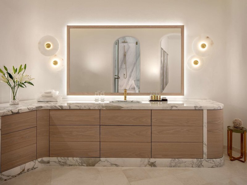 Anantara Santorini Abu Dhabi Retreat 34
