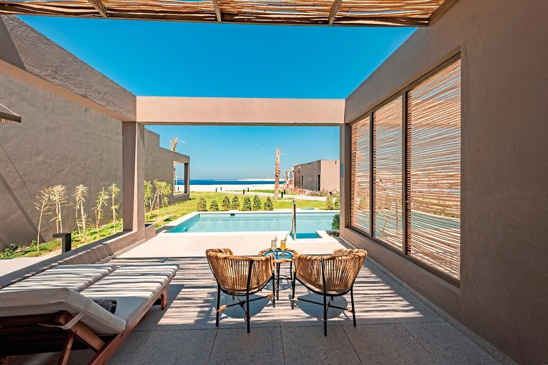 Sentido Naga Bay 18