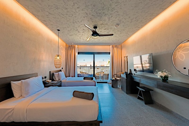 Sentido Naga Bay 13