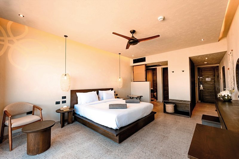 Sentido Naga Bay 15
