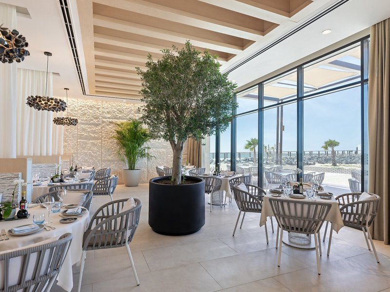 Bab Al Nojoum - Hudayriyat Villas 17