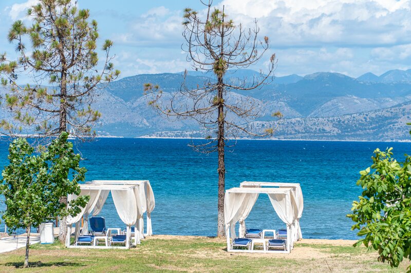 Sandy Beach Complex 7