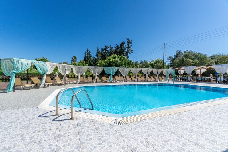 Sandy Beach Complex 41