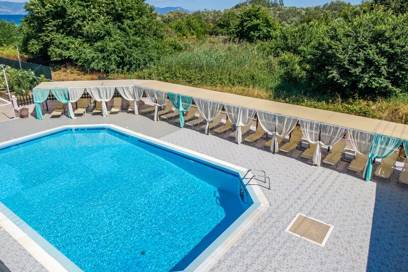 Sandy Beach Complex 44