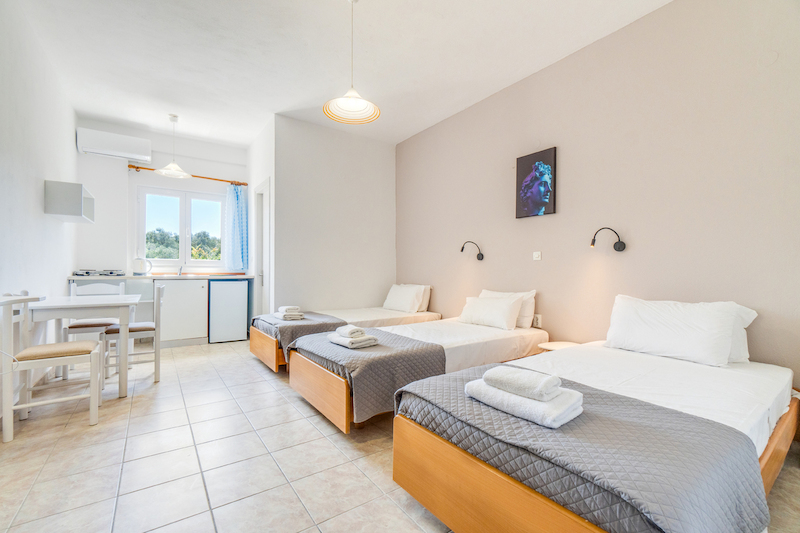 Sandy Beach Complex 72