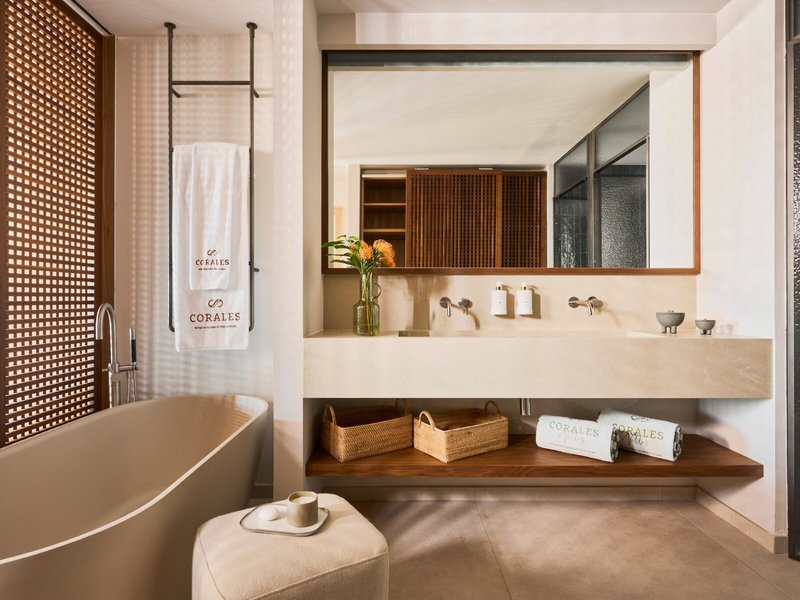 Royal Hideaway Corales Villas 40