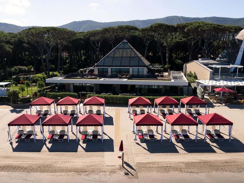 Cala Beach Resort 5