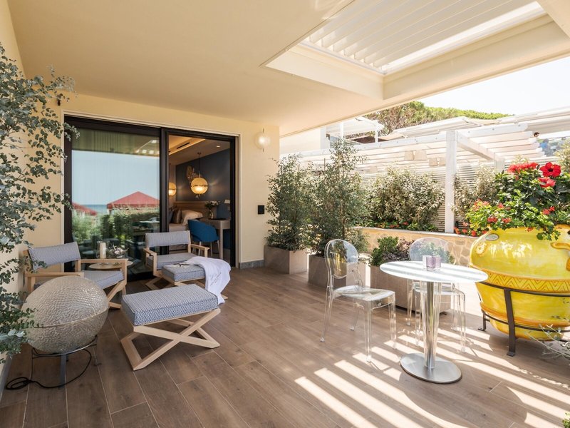 Cala Beach Resort 11