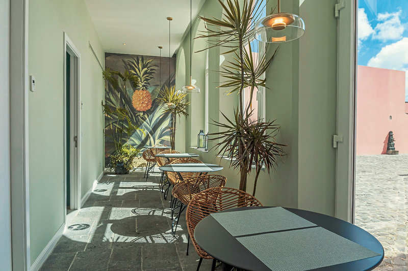 Solar dos Cantos Botanic House & Garden 14