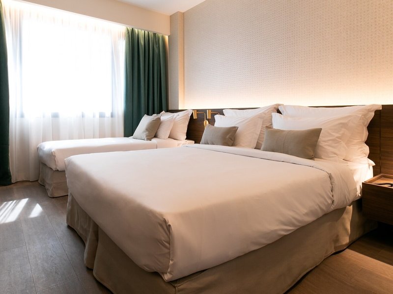 Luwian Athens Hotel 18