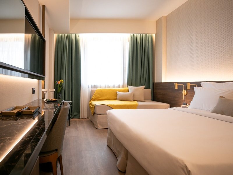 Luwian Athens Hotel 19