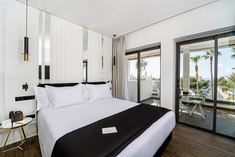 Petit Palace Suites Hotel 10