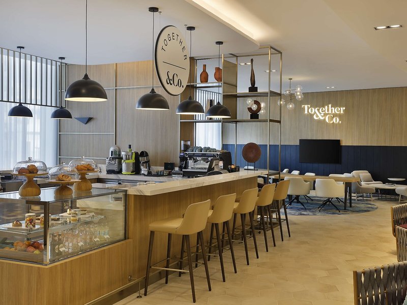 Hilton Garden Inn Dubai Business Bay 15