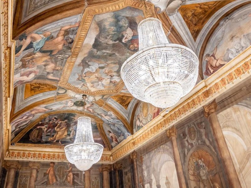 Palazzo Roma 1