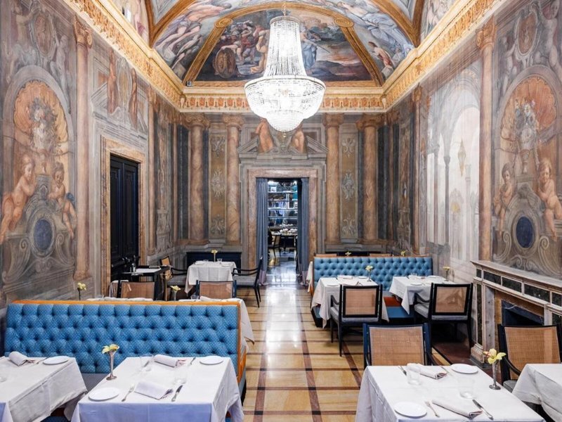 Palazzo Roma 4