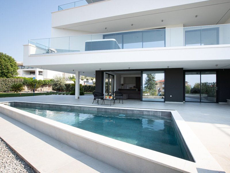Hadrie Luxury Resort and Villas Azimut 12