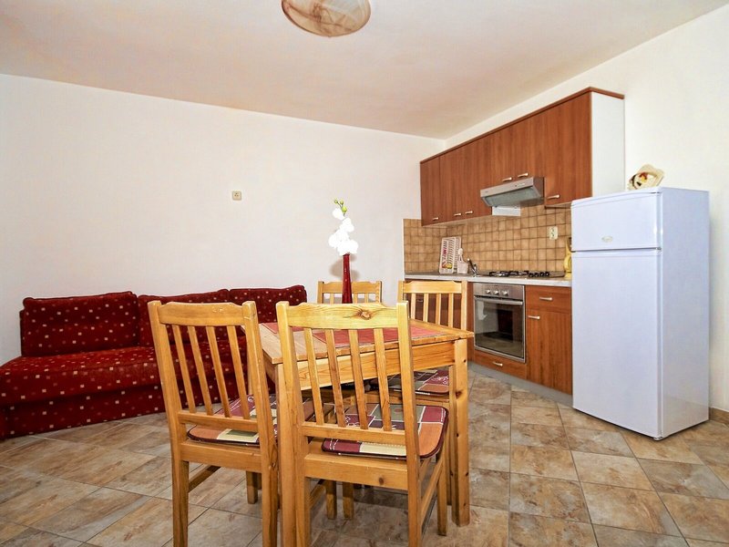 Apartments Snjezana 12