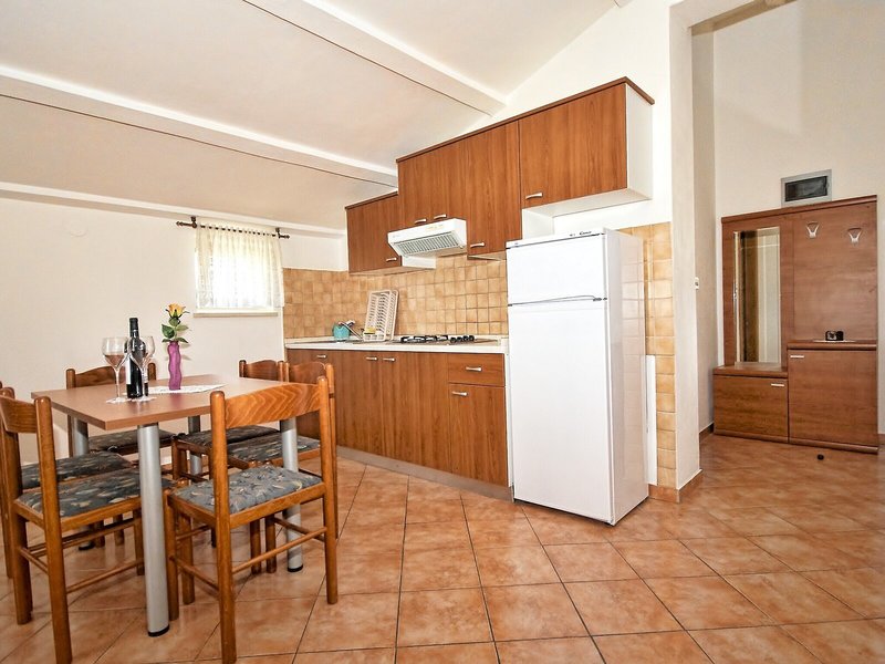 Apartments Snjezana 32