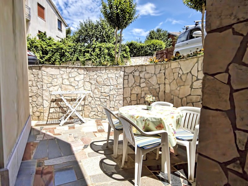 Apartments Snjezana 41