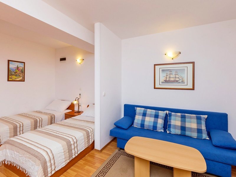 Apartments Milanovic 9