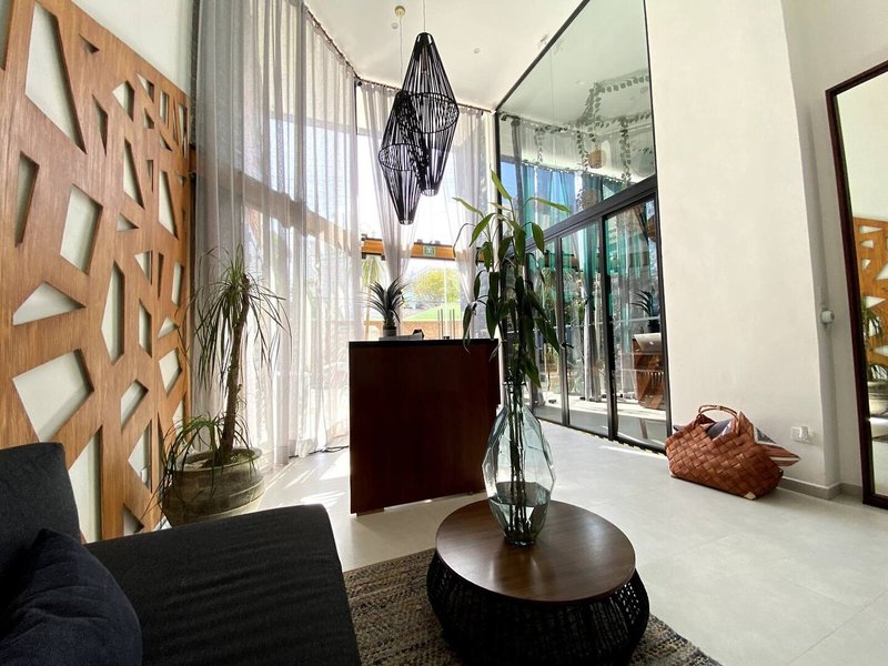 Emiliano 42 Condos Boutique 8